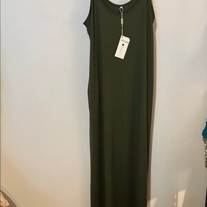 Elegant Forest Green Maxi Dress